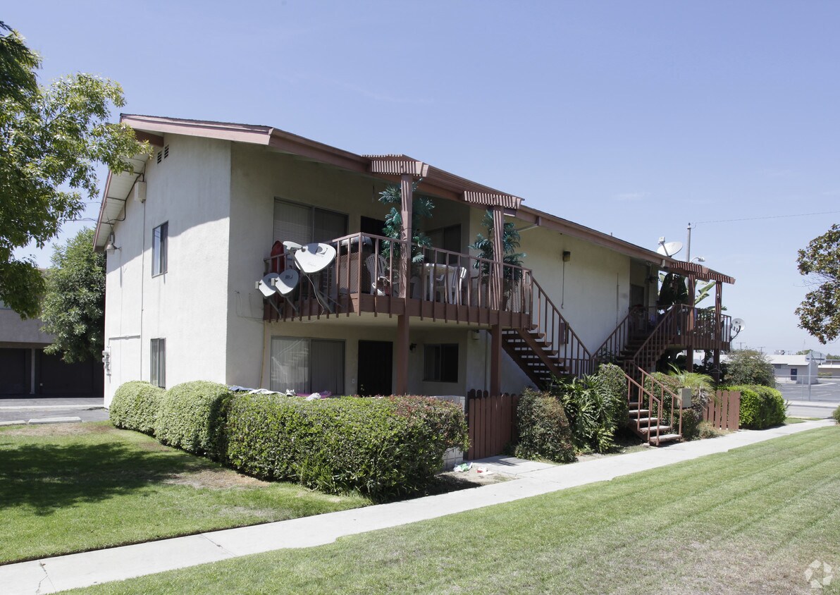 Foto del edificio - 2364 W Greenacre Ave