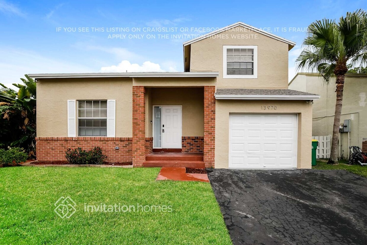 Primary Photo - 13970 Langley Pl