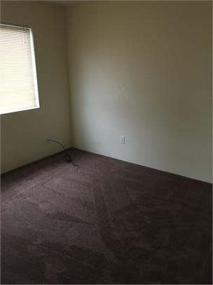 Building Photo - 2037 Campus Dr