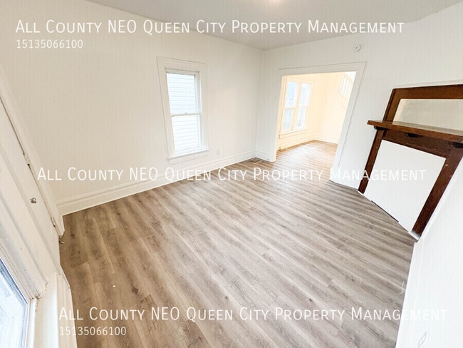 Foto del edificio - 225 Pleasant Ave