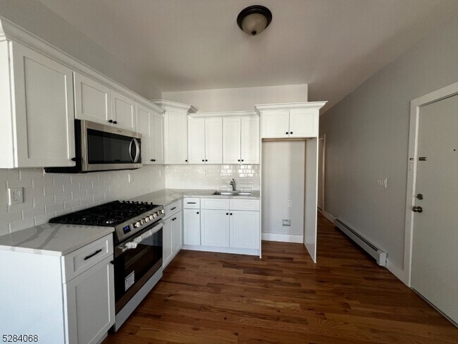 Foto del edificio - 218 N 6th St
