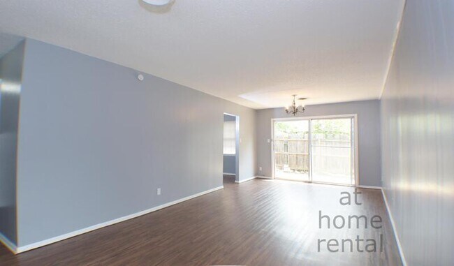 Foto del edificio - 4707 S Fulton Pl