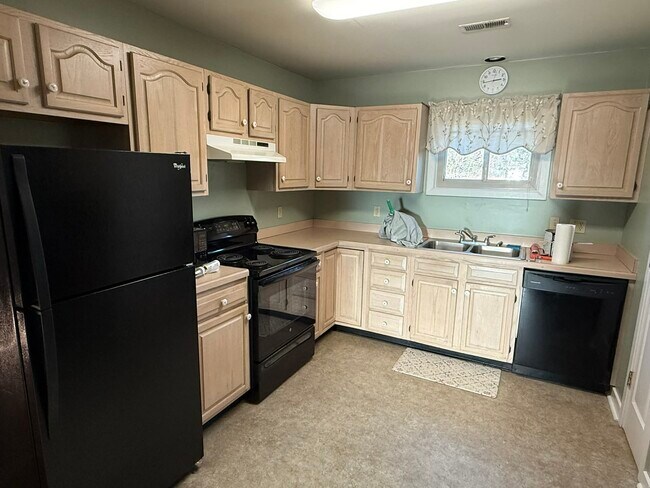 Foto del edificio - 32472 McCary Rd