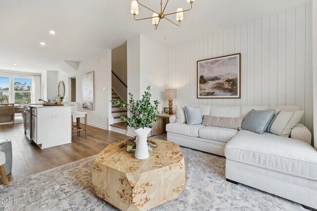 Foto del edificio - Room in Townhome on Bomore Rd