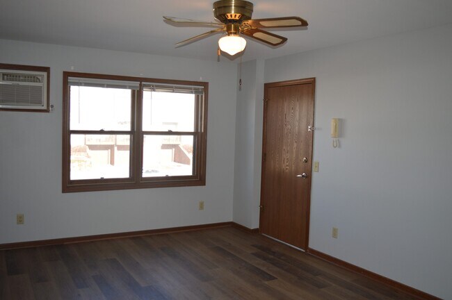 Foto del edificio - 1237 Sunfield St
