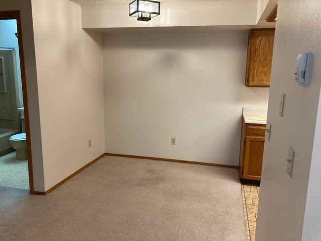 Building Photo - Shadow