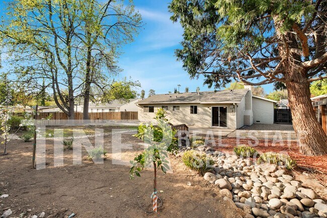 Building Photo - 8142 Molokai Way