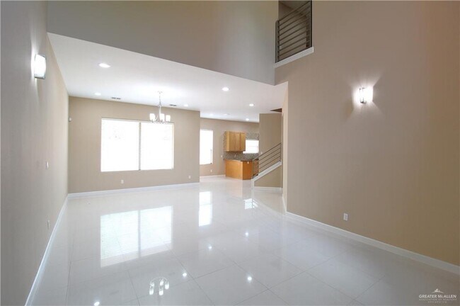 Foto del edificio - 217 Ulex Ave