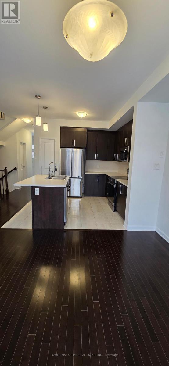 Building Photo - 92 Natare Pl