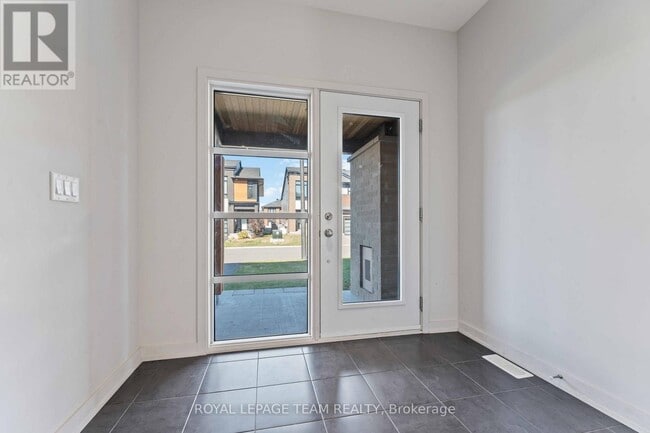 Building Photo - 1052 Lunar Glow Cres