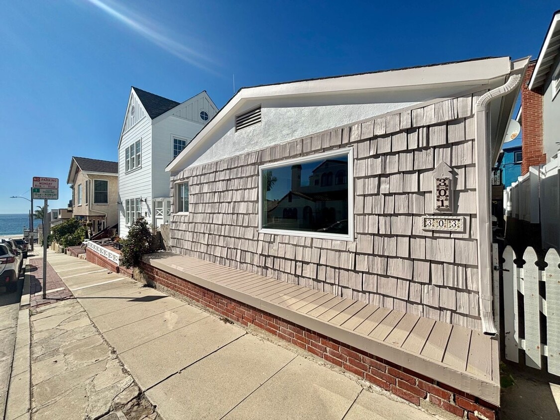 Foto principal - Fully Renovated 2bd/1ba! Just a block from...