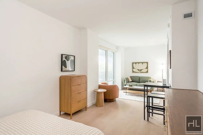 Building Photo - 975 Nostrand Ave