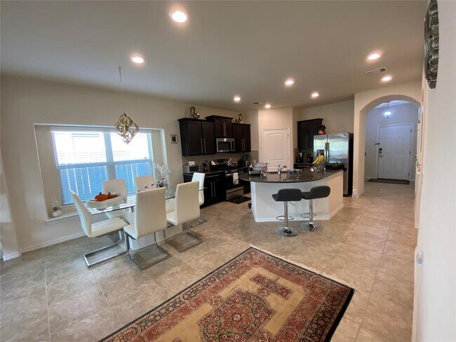 Building Photo - 7120 Vail Ridge St