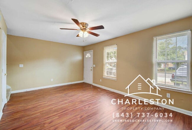 Building Photo - 2318 Applebee Way