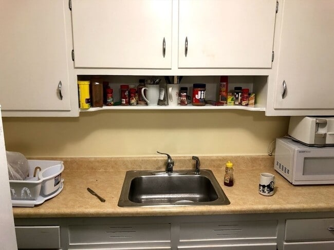 Foto del edificio - 15 Saran Ave