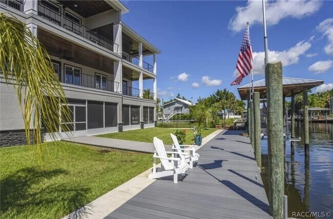 Foto del edificio - 1345 NW 20th Ave