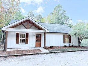 Building Photo - 7 County Rd 1069