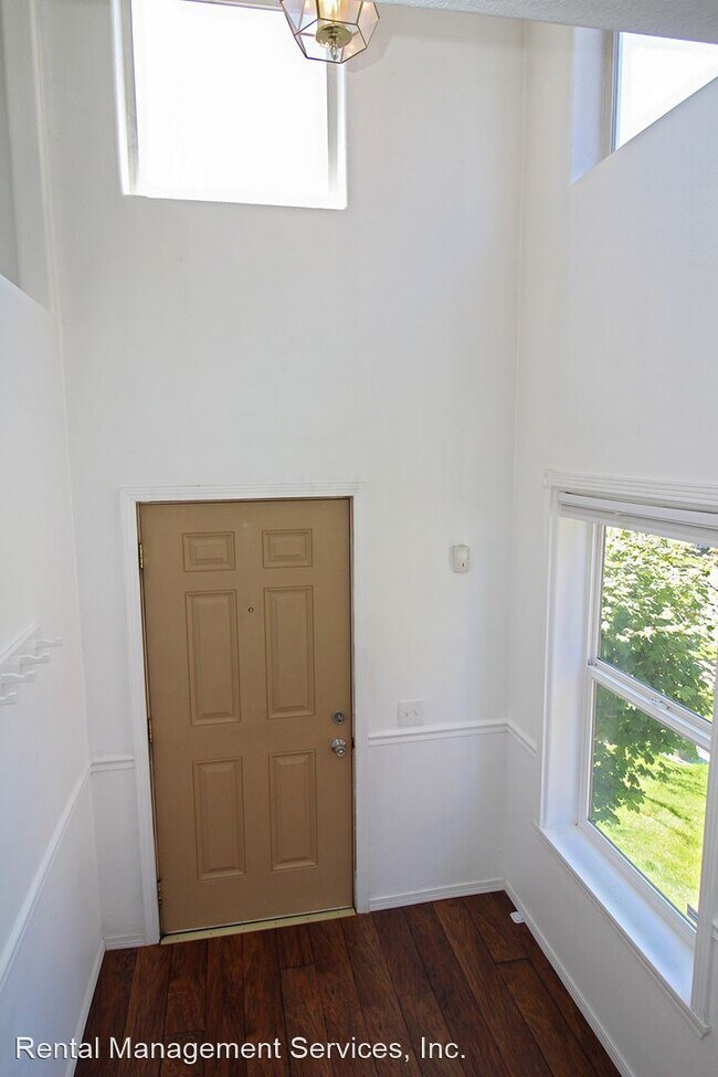 Foto del edificio - 3 br, 2.5 bath House - 2579 NW 1st Dr