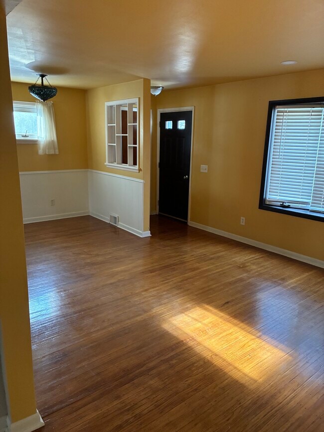 Foto del edificio - 28 Ramblewood Dr