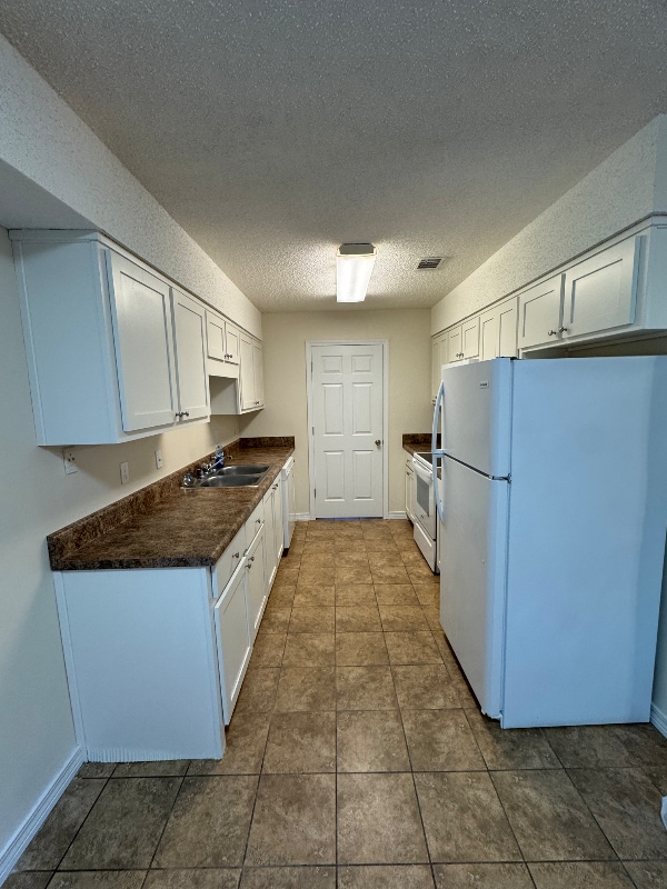 Building Photo - 9725 US-98