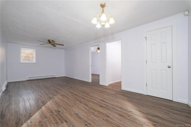 Building Photo - 35 Martin Rd