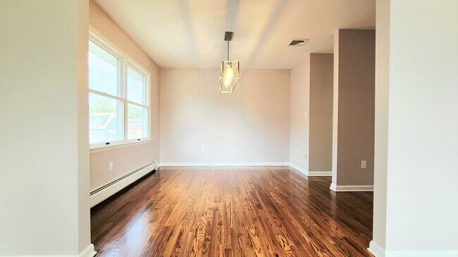 Formal Dining Room - 223 Miller Ave