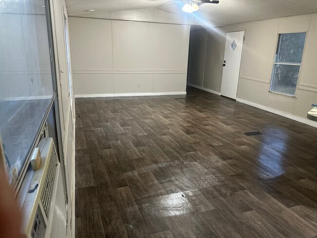 Building Photo - 1670 Q T Todd Dr