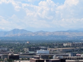 Building Photo - 1020 15th St