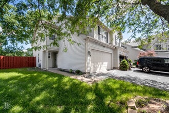 Building Photo - 1724 Leeds Ct