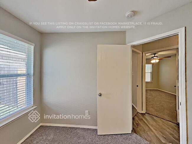 Foto del edificio - 5513 Spring Ridge Dr