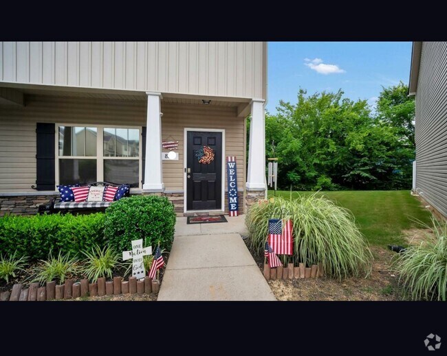 The Preserve at Old Hickory Apartments for Rent with Hardwood Floors