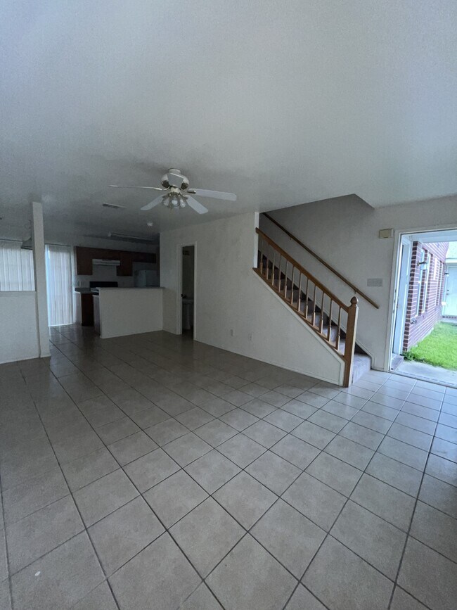 Building Photo - 5801 Redstone Dr