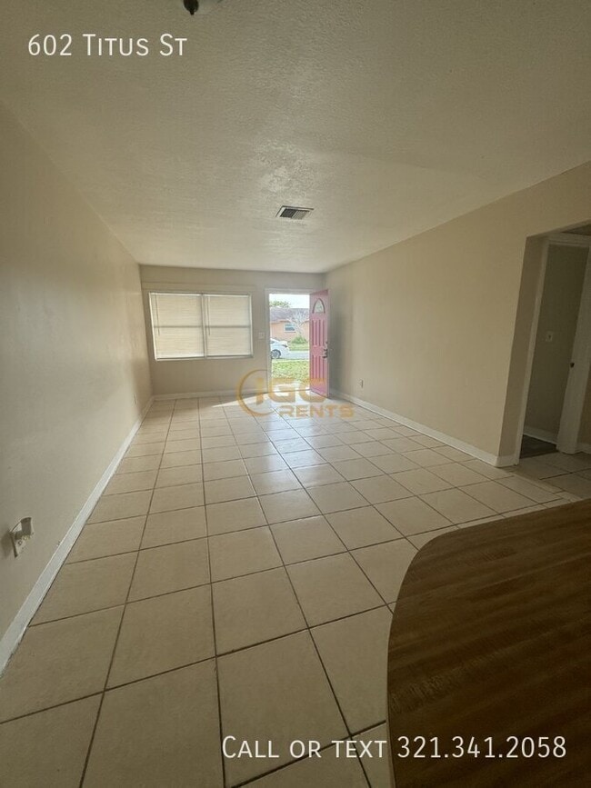 Building Photo - 602 Titus St