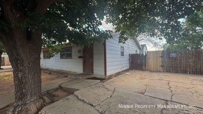 Building Photo - 3102 Ave. N-