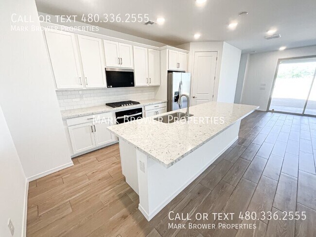 Foto del edificio - 34682 Ashwood Dr