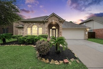 Building Photo - 2412 Appian Way
