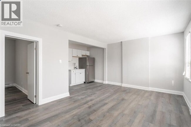 Building Photo - 81 Gibson Ave