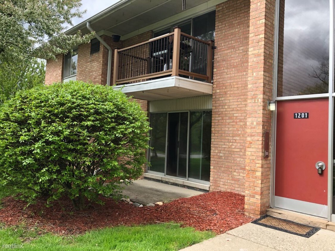 Primary Photo - 2 br, 1 bath Condo - 1201 Island Dr
