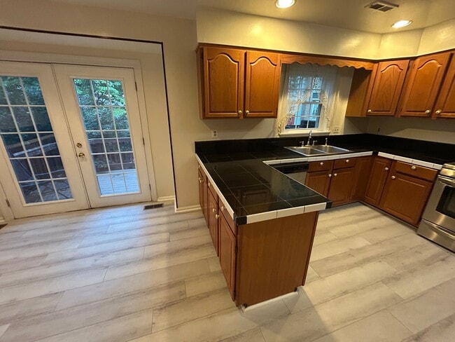Photo - 9685 Woodhenge Ct (Burke, VA) Townhome