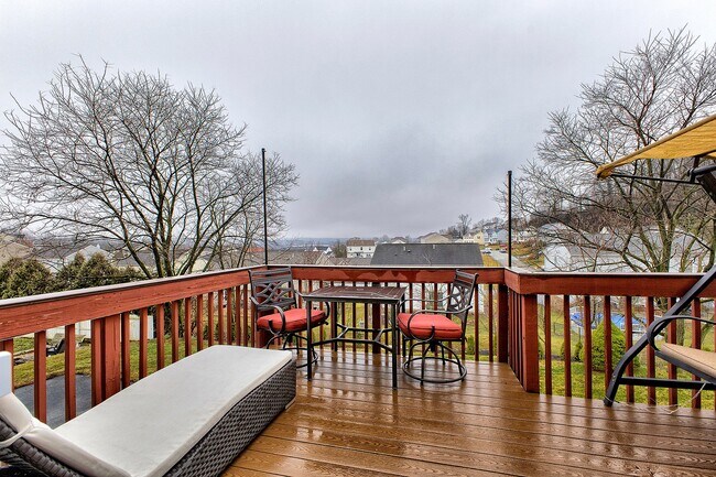 Foto del edificio - 304 Chanticleer Cir