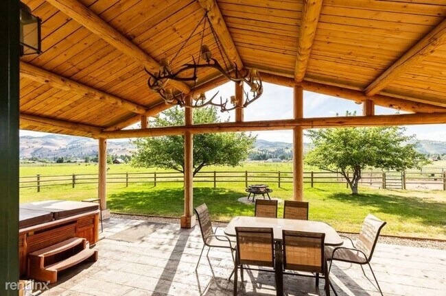 Foto del edificio - 5 br, 3 bath House - 171 Bunkhouse Rd