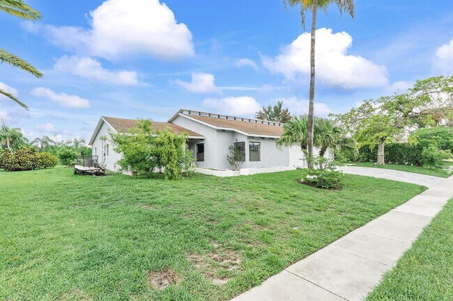 Building Photo - 6031 NW 4th Ave