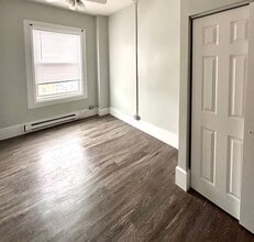 Interior Photo - Bancroft On The Grid