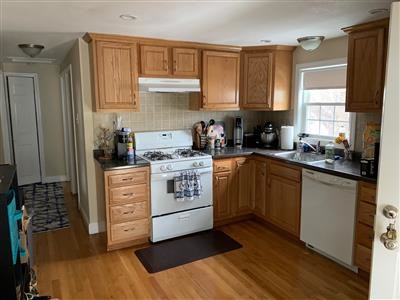Primary Photo - 36 Linden St