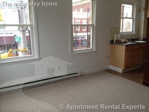 Building Photo - 521 Cambridge St