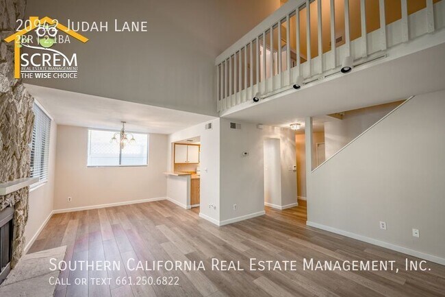 Foto del edificio - Two Bedroom Townhouse with a Loft in Newhall