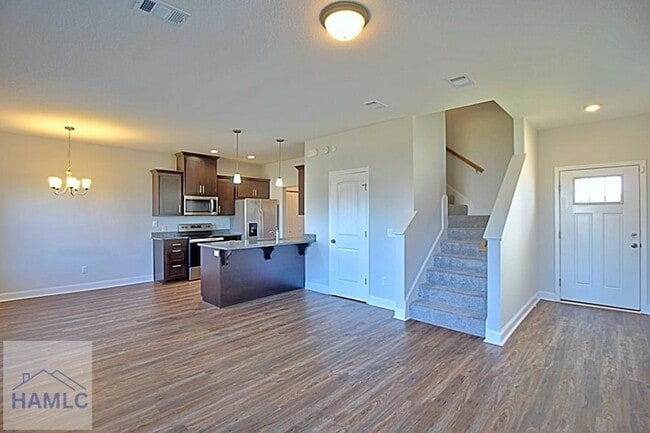 Building Photo - 106 Centennial Ct