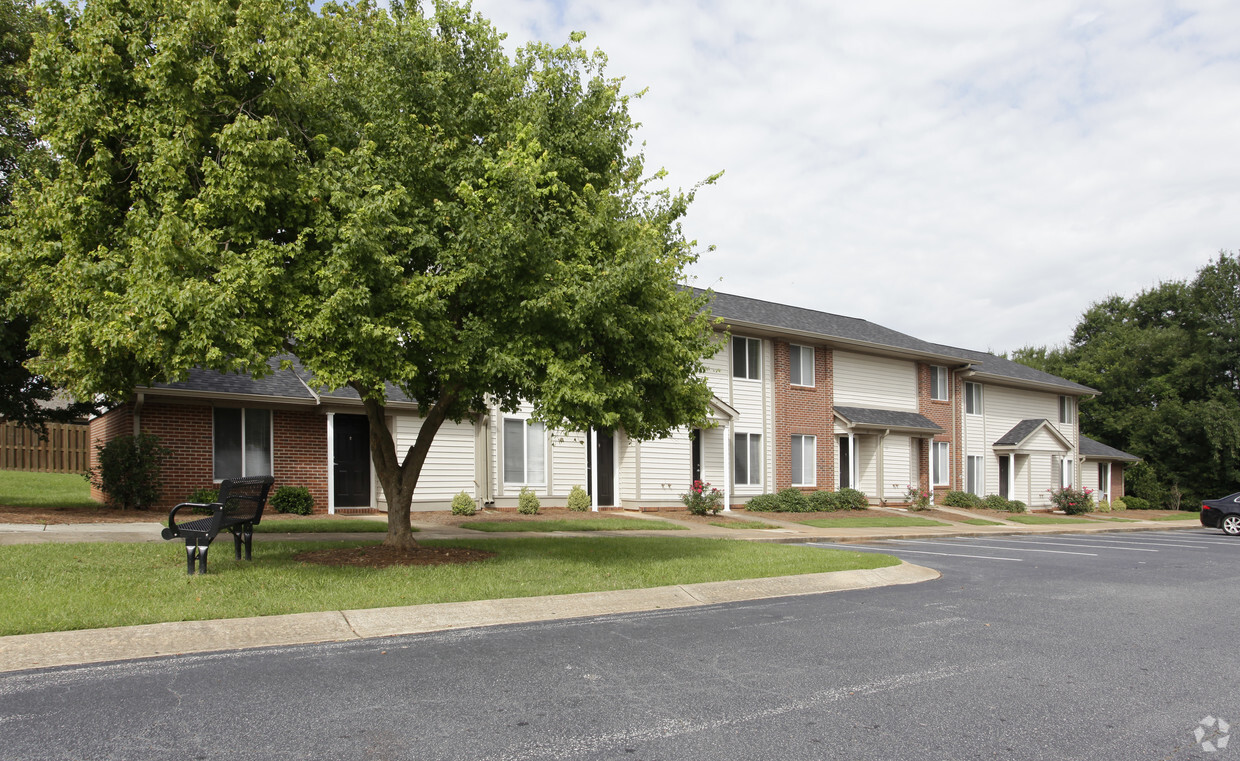 Westwood Townhouses - Apartments in Boiling Springs, SC | Apartments.com