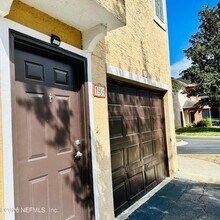 Building Photo - 10075 Gate Pkwy N