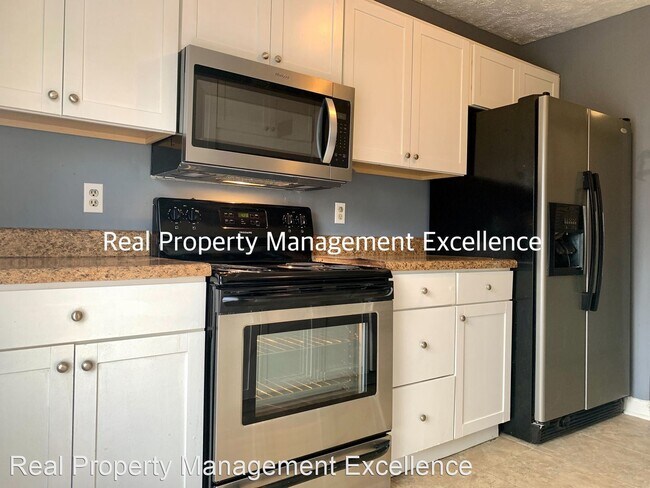 Foto del edificio - 3 br, 2.5 bath House - 8256 McGuire Dr